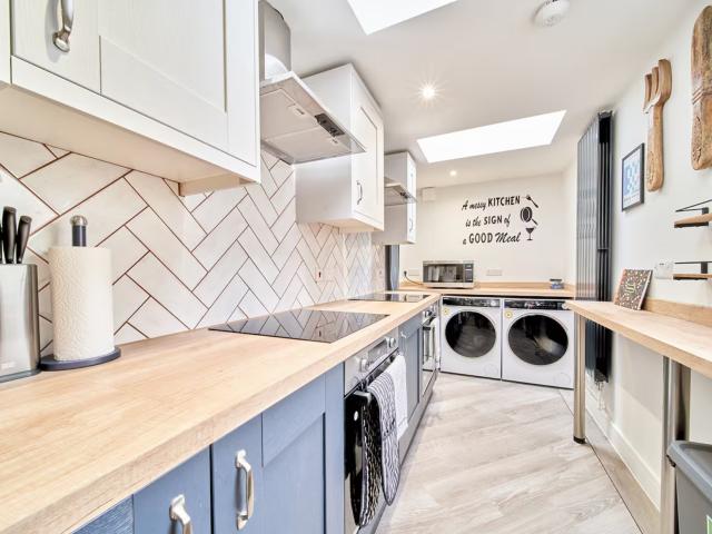 Bristol Bell Hill House | Sleeps 10 image