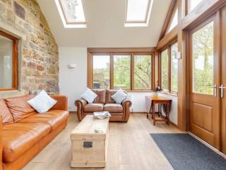 21 Sleeper Northumberland House inc Hot Tub thumbnail