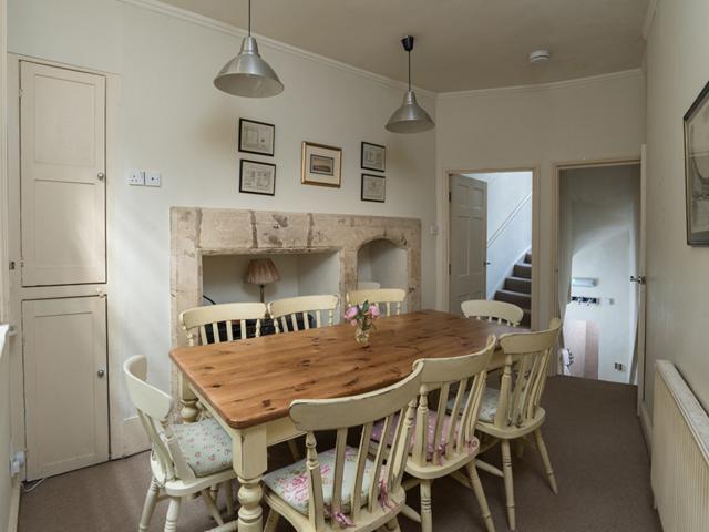 Historic Townhouse | Sleeps 10/11 image