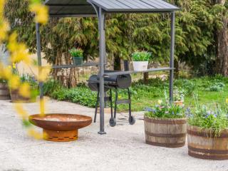 Somerset Farm sleeps 15 | Inc Hot Tub and Games Room thumbnail