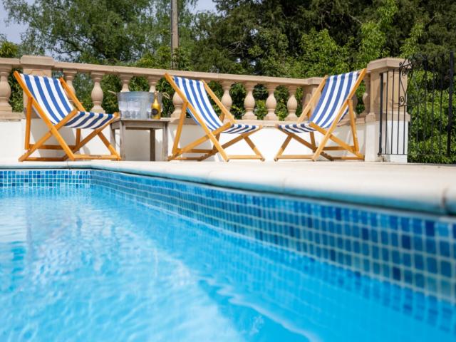 Old School Estate Sleeps 20 | Pool and Hot Tub image