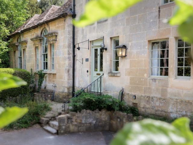 Old School Estate Sleeps 20 | Pool and Hot Tub image