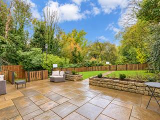 Peak District Country Home Sleeps 14 | Hot Tub thumbnail