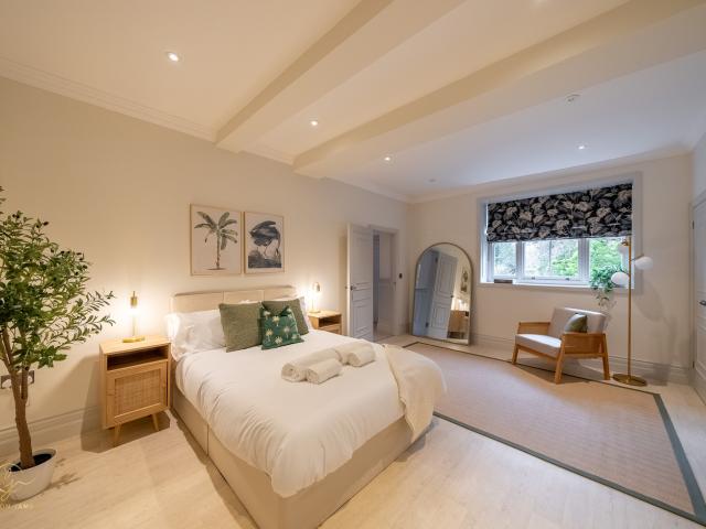 Norfolk's Spectacular Manor House | Indoor Pool image