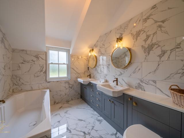 Norfolk's Spectacular Manor House | Indoor Pool image