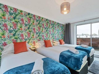 Seabright Townhouse thumbnail